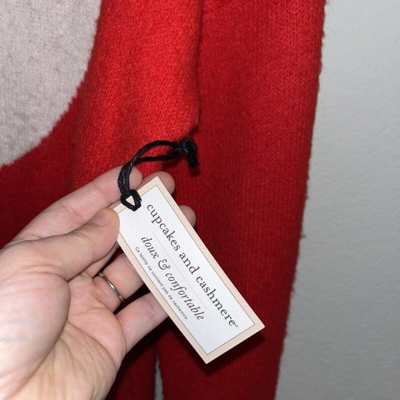 NEW Cupcakes & Cashmere Women Size XL Sweater Heart Colorblock Red Pink Knit Top - Picture 3 of 6